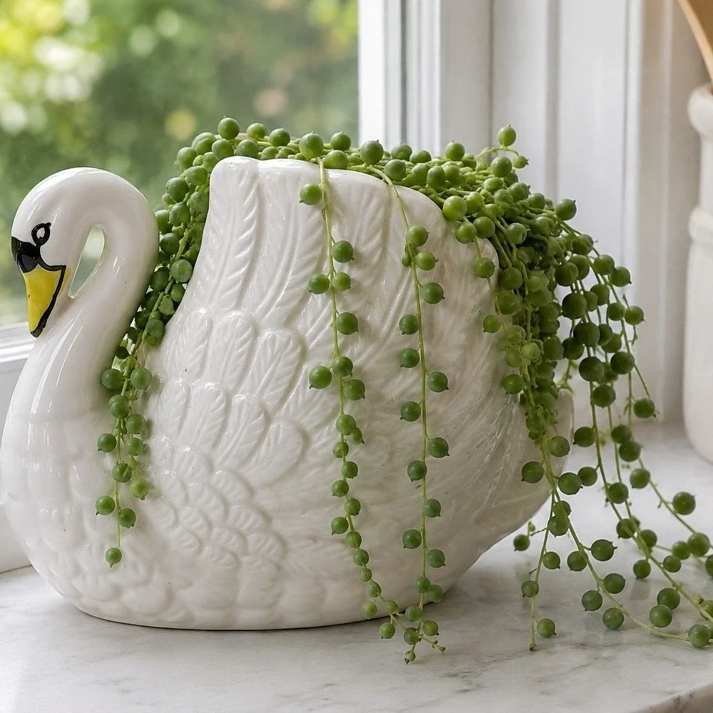 Vintage Swan Planter White Glazed Ceramic Bird Vase Cachepot Cottagecore